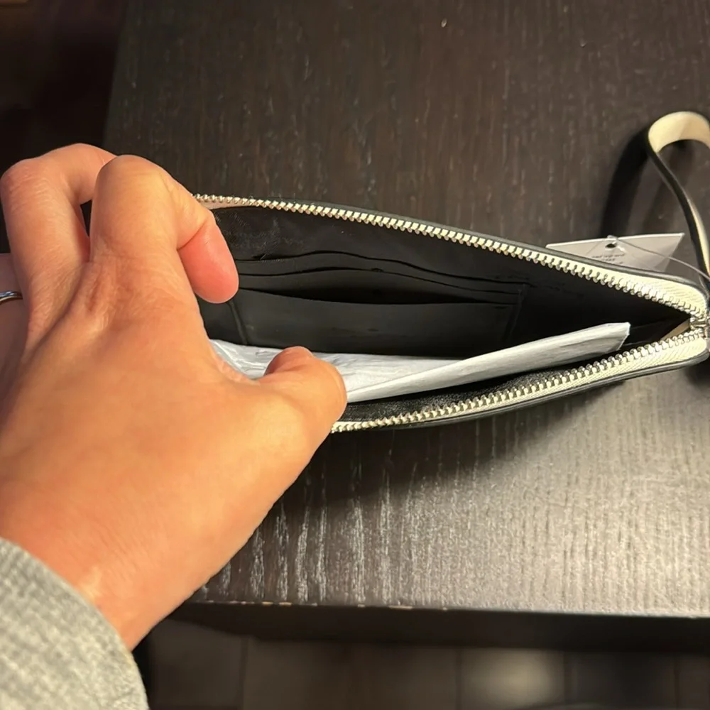 NWT KATE SPADE wristlet and card holder - Picture 13 of 15